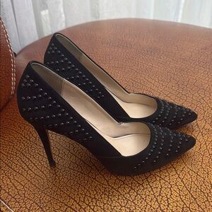 French Connection Stiletto Elegant Black Studded Toe Black Suede Heels USA 9 (39